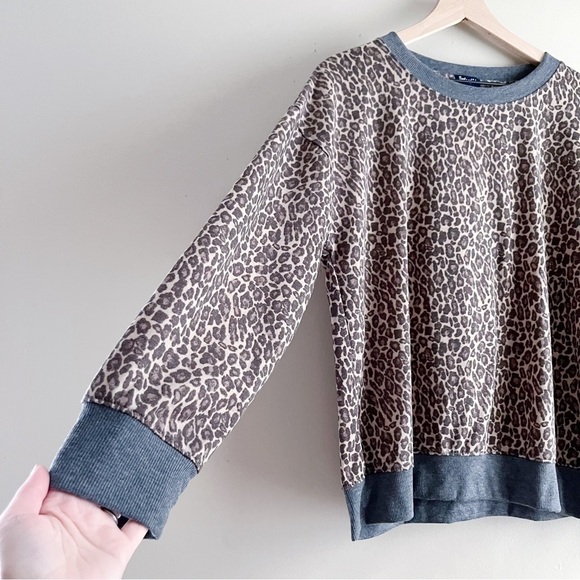 Splendid Leopard Print Crewneck Pullover Sweater in Tan & Brown, Size XL - Picture 7 of 10